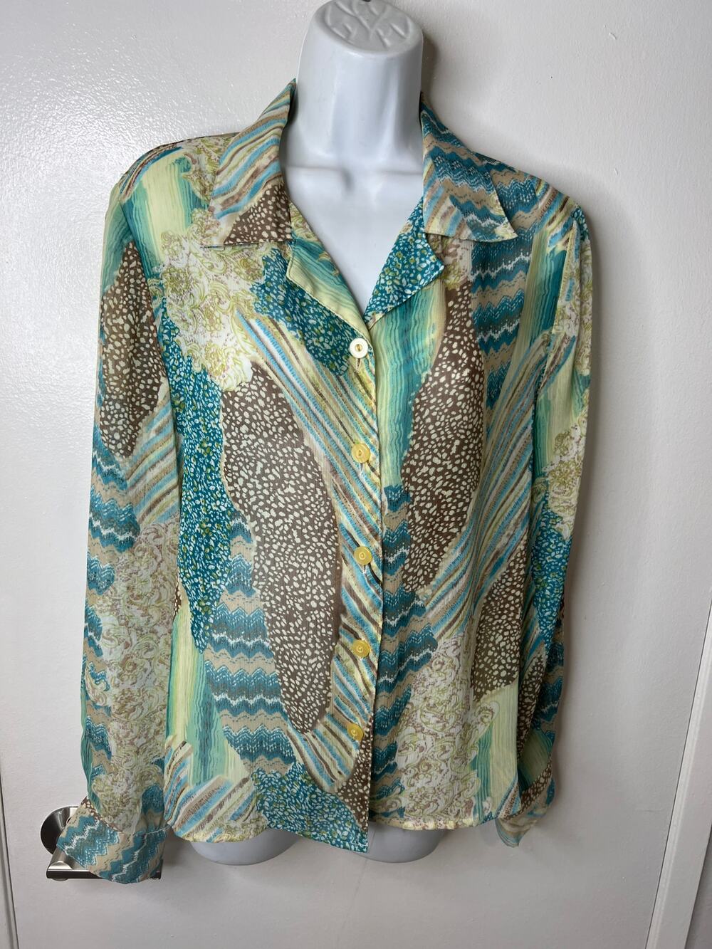 Vintage Swann Women's Retro-Patterned Sheer Button Up Polyester Blouse ~ Size 10